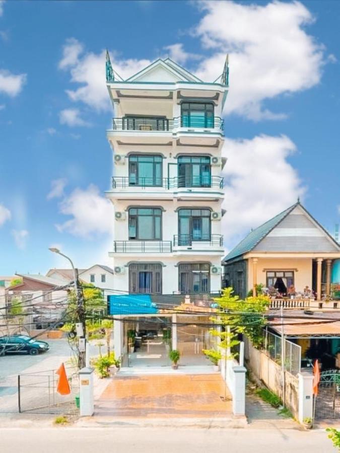Tan Hoang Minh Hotel Dong Hoi Exteriör bild